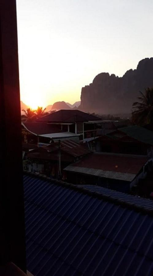 Vang Vieng Camellia Hotel Экстерьер фото